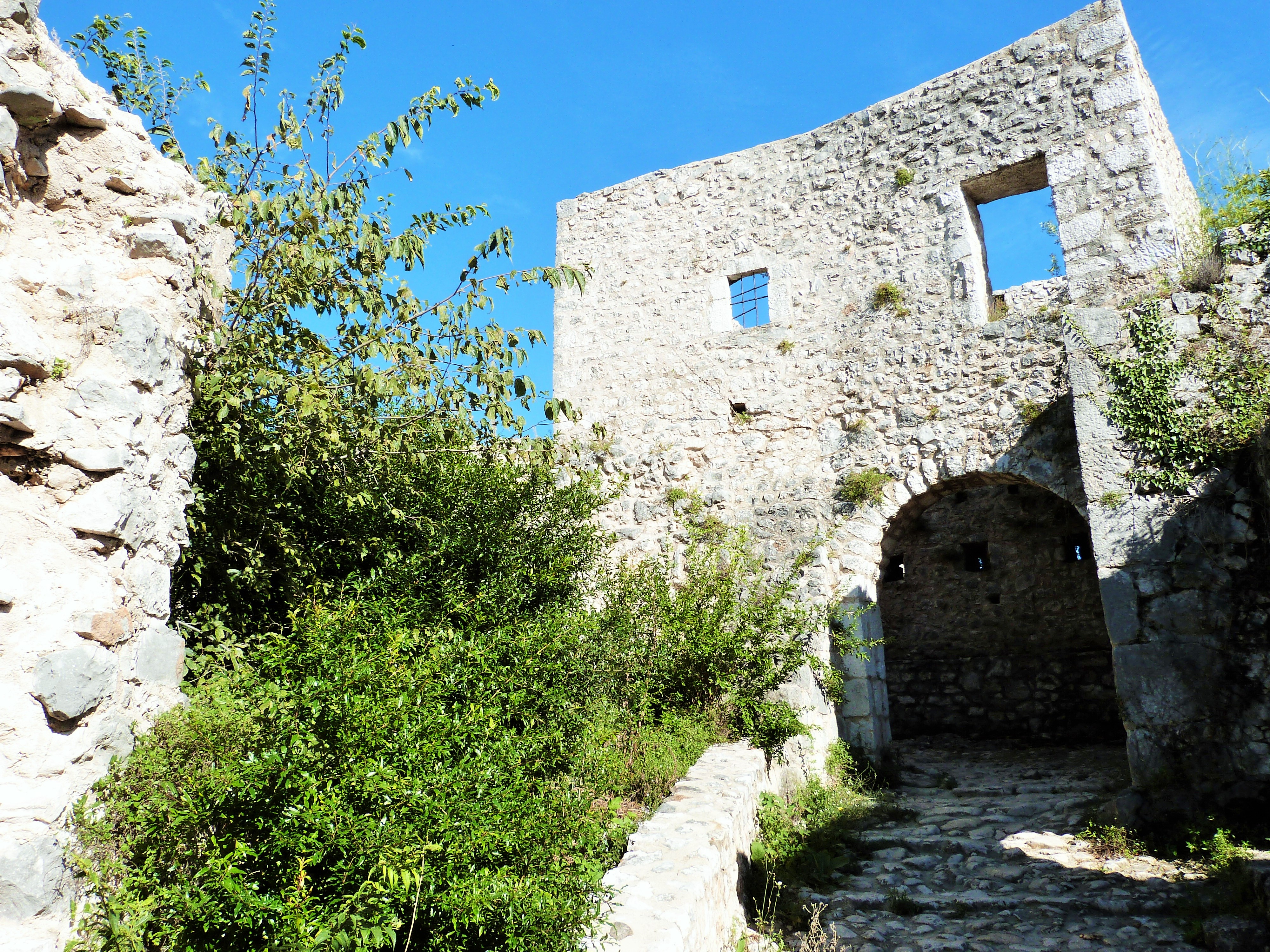 Abandoned ruins of Počitelj 